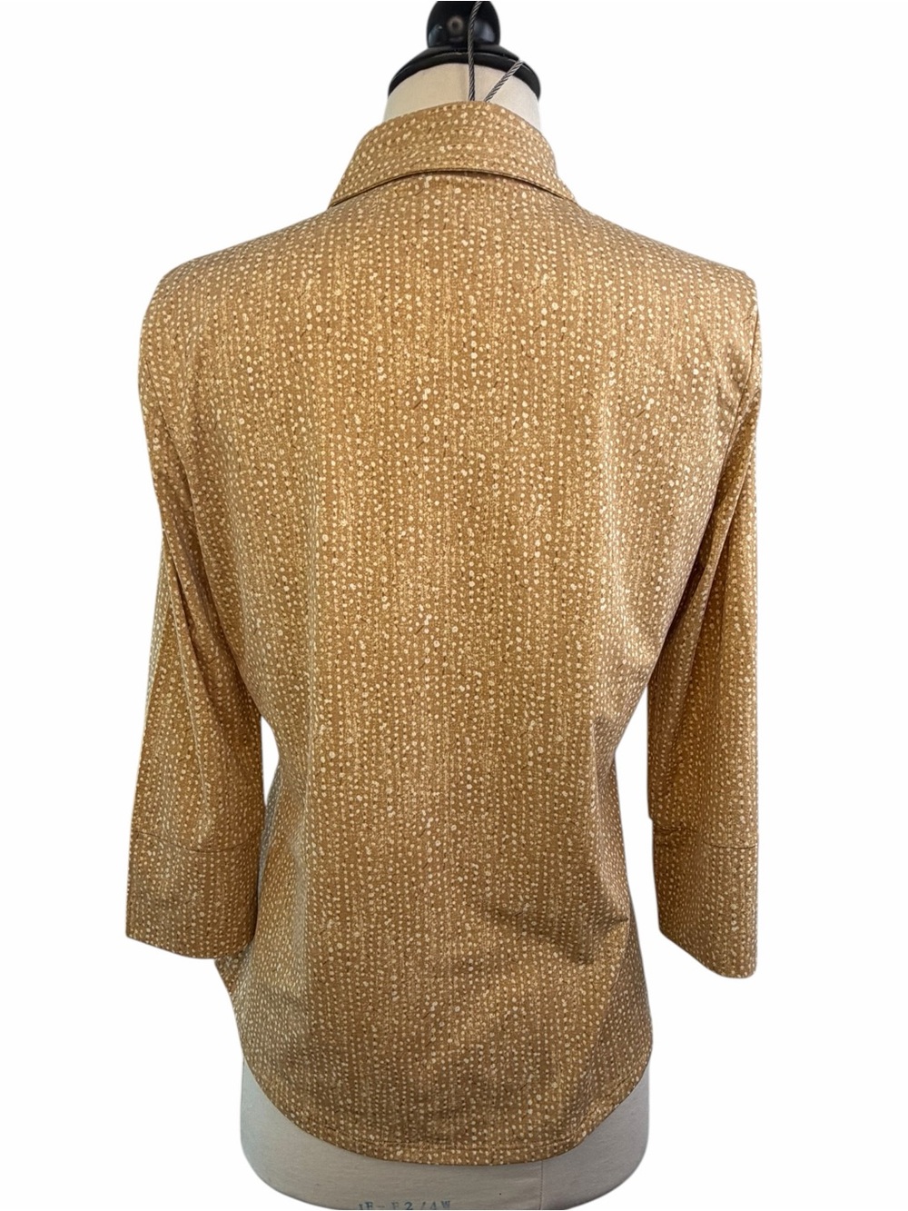 J McLaughlin Brynn Top Tan Cream White Dot Print Button-Down Shirt Small - Picture 4 of 10